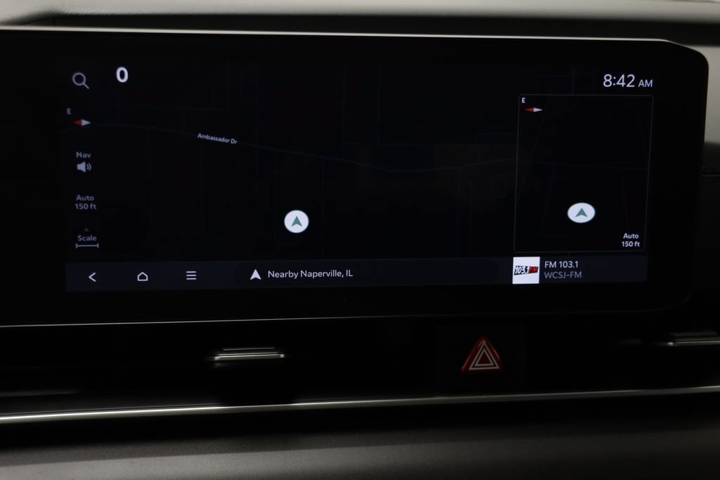 Used 2025 Kia Carnival EX FWD image 8