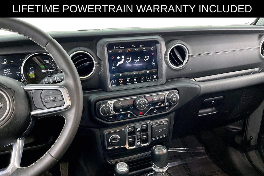 Used 2023 Jeep Wrangler Unlimited Sahara AWD/4WD image 8