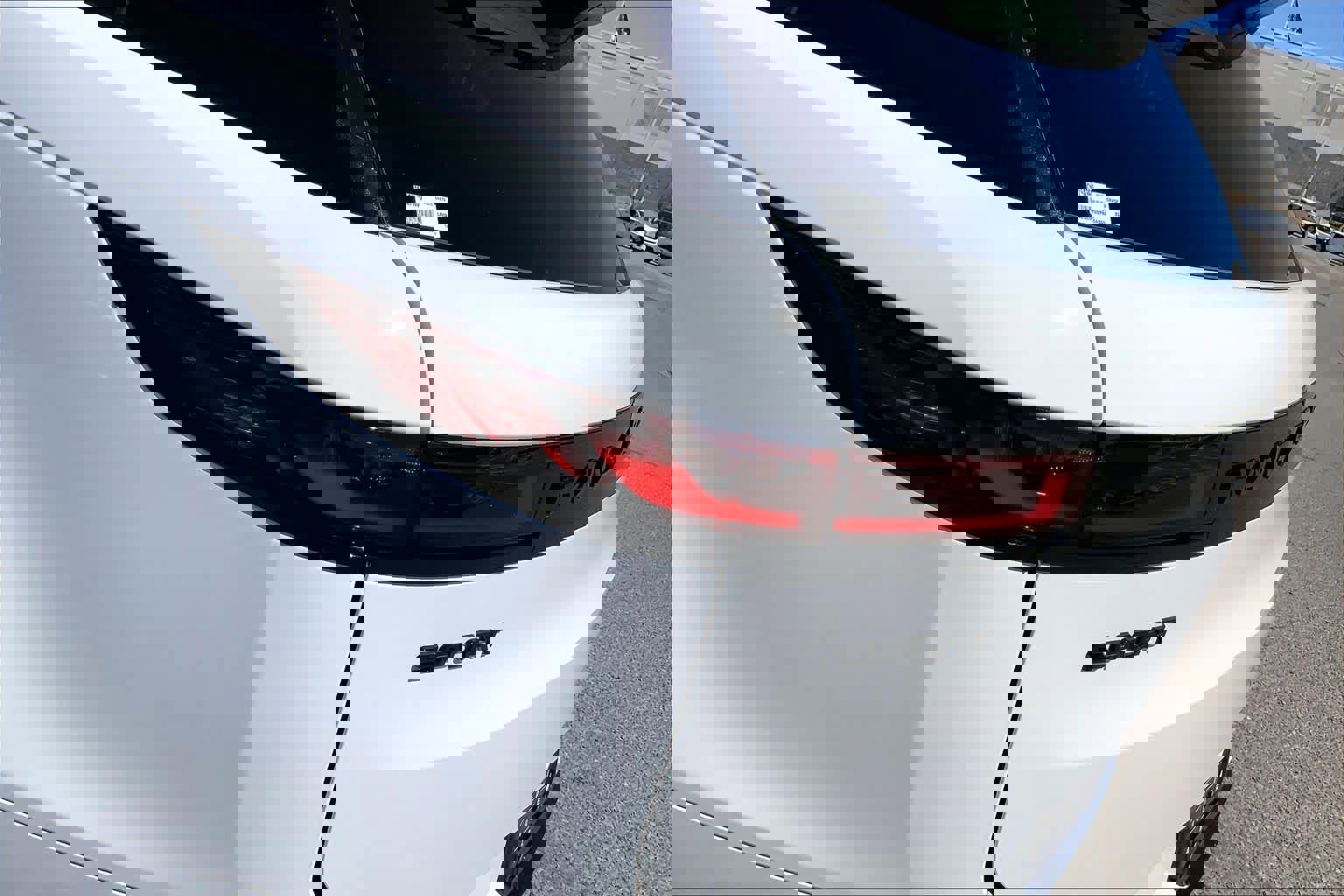 Used 2023 Land Rover Range Rover Sport SE Dynamic image 28