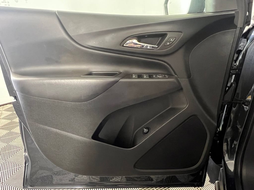 Certified 2023 Chevrolet Equinox LT AWD/4WD image 17