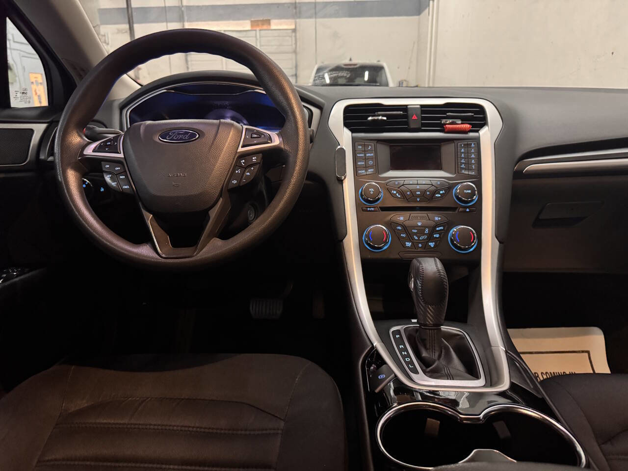 Used 2014 Ford Fusion SE image 15