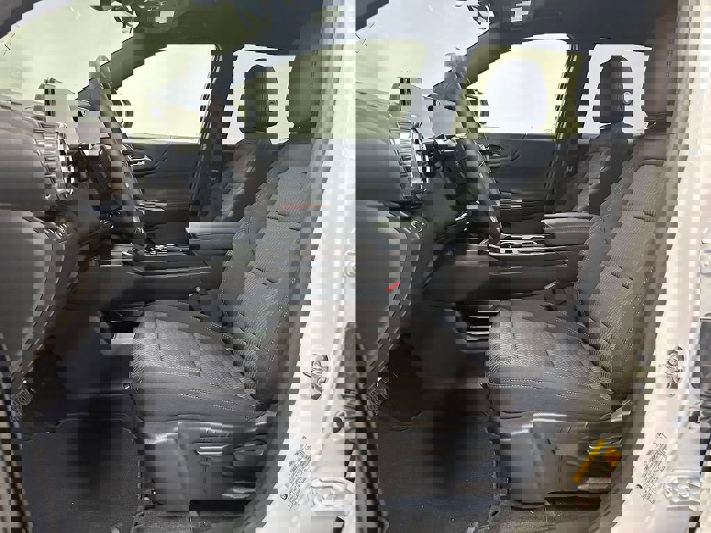 New 2026 Chevrolet Equinox LT w/ Safety and Technology Package image 17