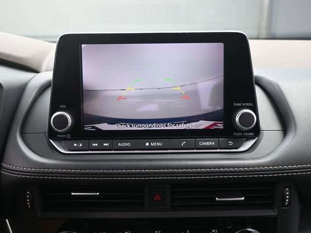 Used 2023 Nissan Rogue S AWD/4WD image 19