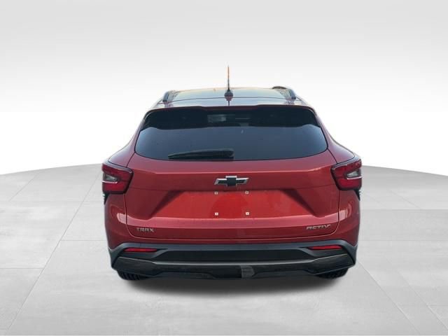 Certified 2024 Chevrolet Trax ACTIV w/ Driver Confidence Package image 4