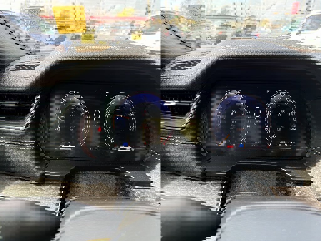 Used 2024 Jeep Grand Cherokee L Limited w/ Black Appearance Package image 6