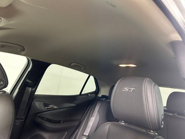 Used 2024 Buick Encore GX Sport Touring w/ Advanced Technology Package FWD image 13