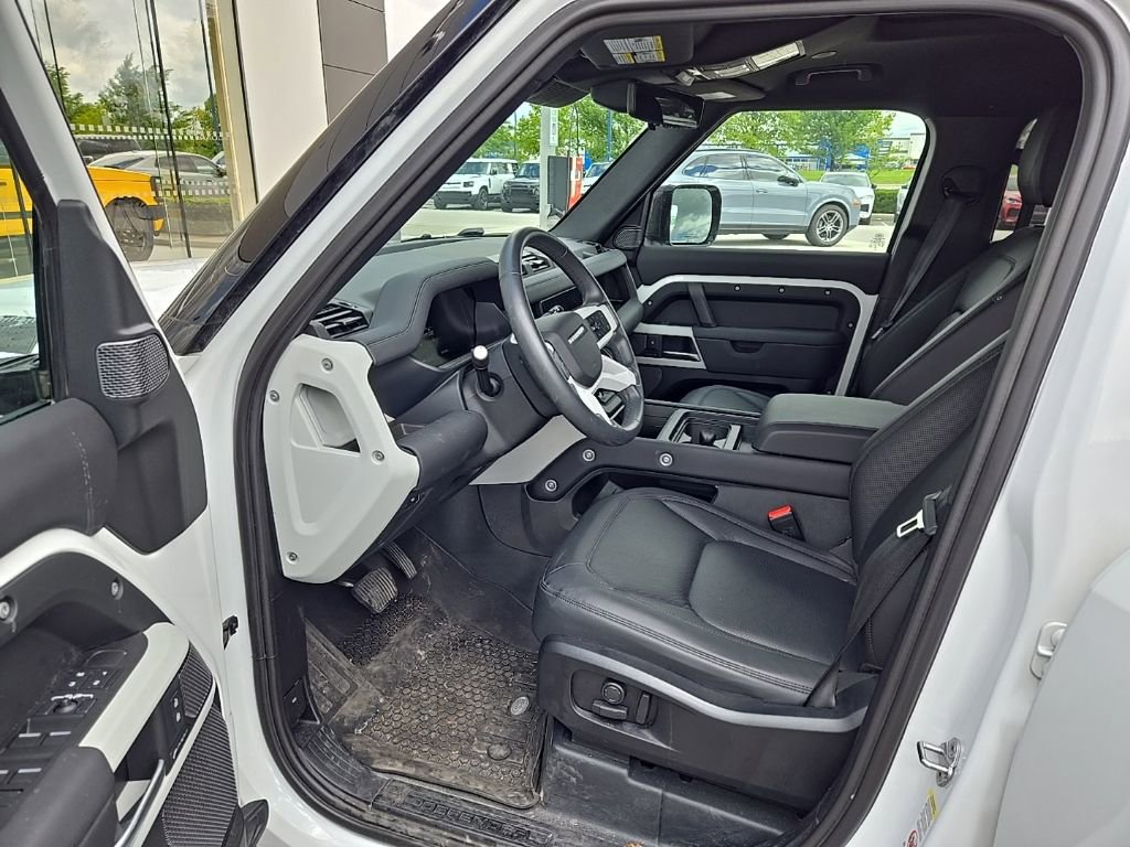 Used 2024 Land Rover Defender 110 S AWD/4WD image 16