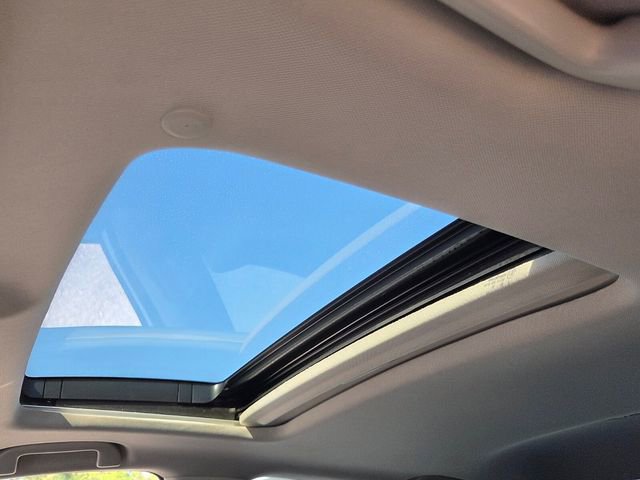 Used 2019 Honda Accord EX image 10