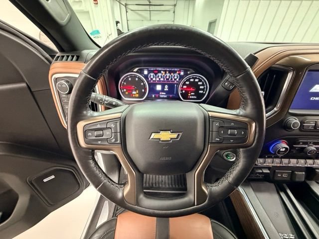 Certified 2022 Chevrolet Silverado 2500 High Country w/ Z71 Off-Road Package AWD/4WD image 11