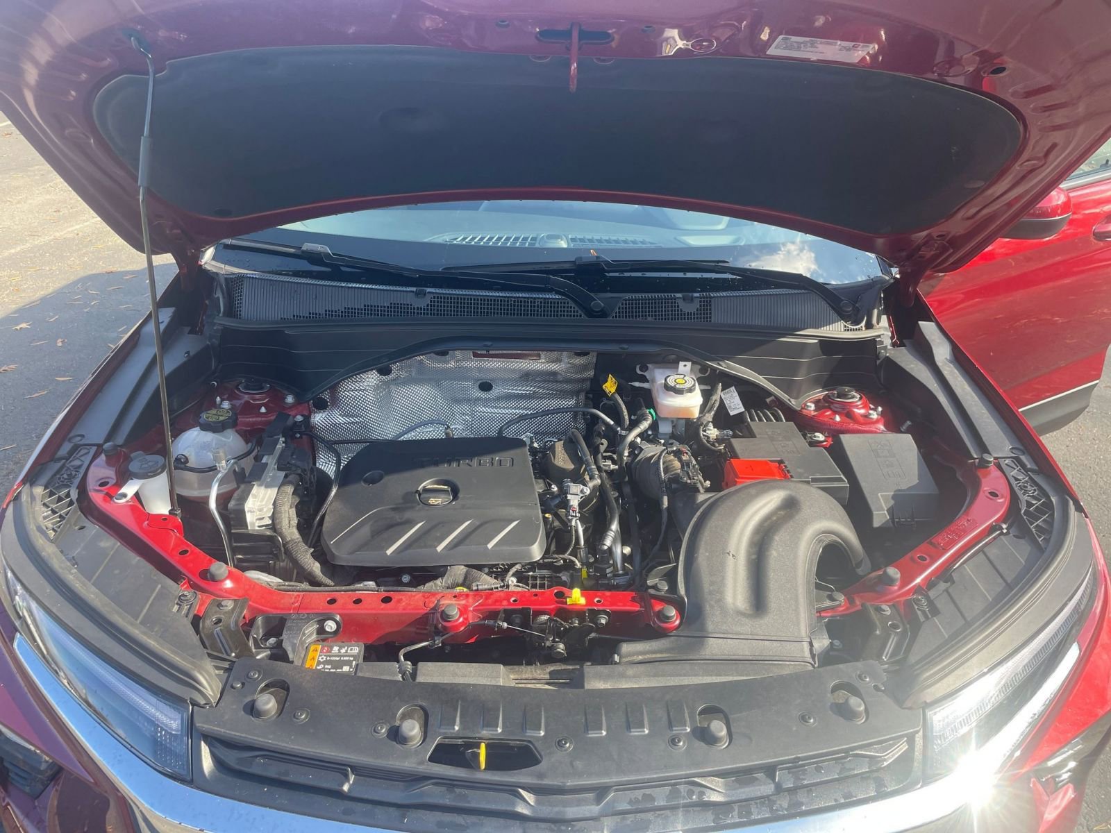 Used 2025 Chevrolet TrailBlazer LT w/ Driver Confidence Package image 28