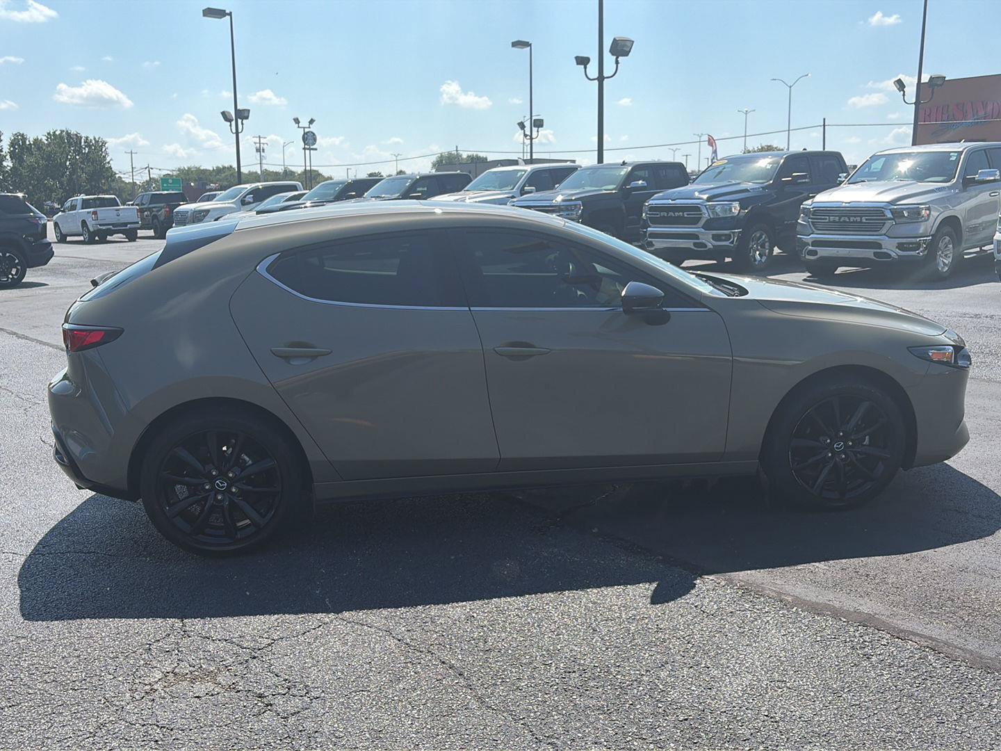 Used 2024 MAZDA MAZDA3 s AWD/4WD image 6