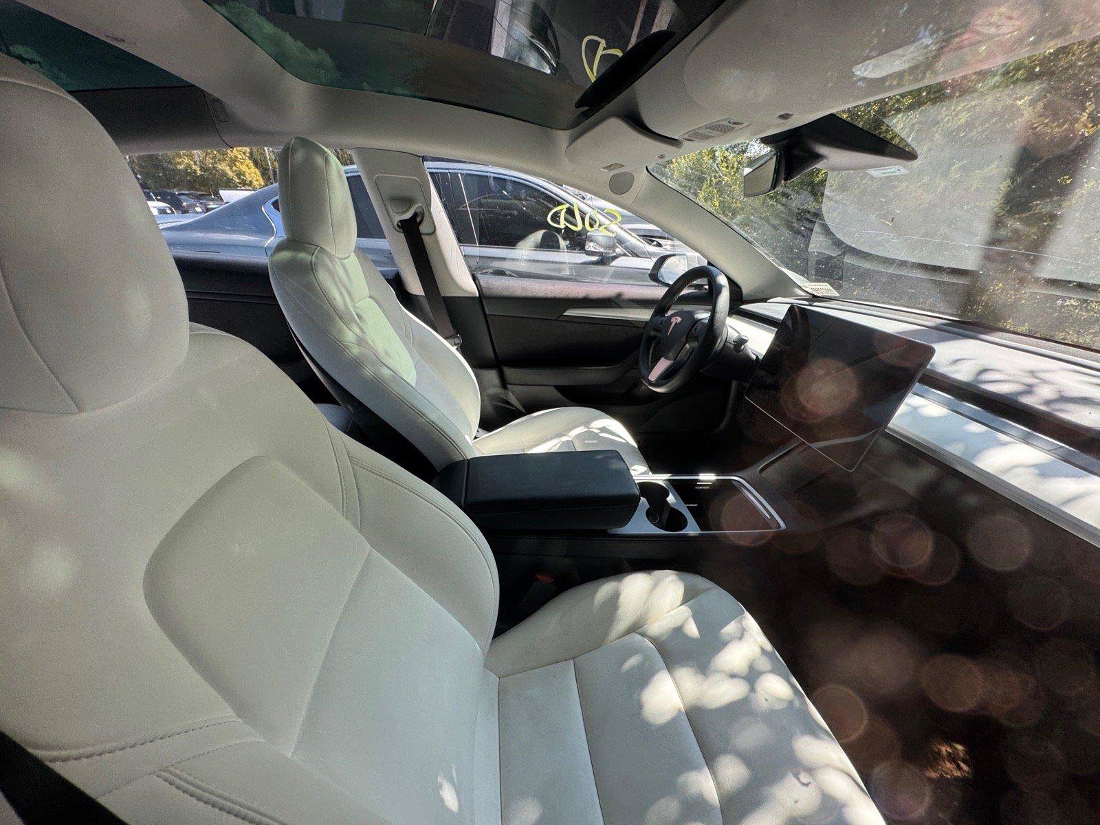 Used 2022 Tesla Model 3 Long Range AWD/4WD image 10
