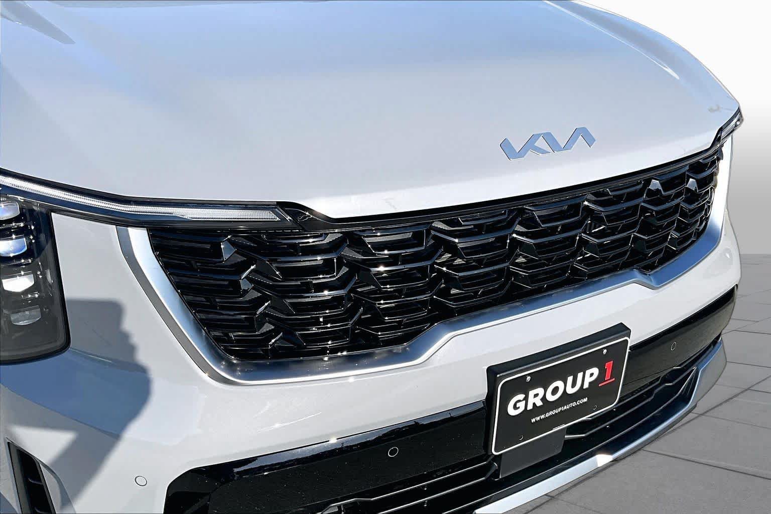 Certified 2026 Kia Sorento EX w/ EX Premium Package FWD image 28