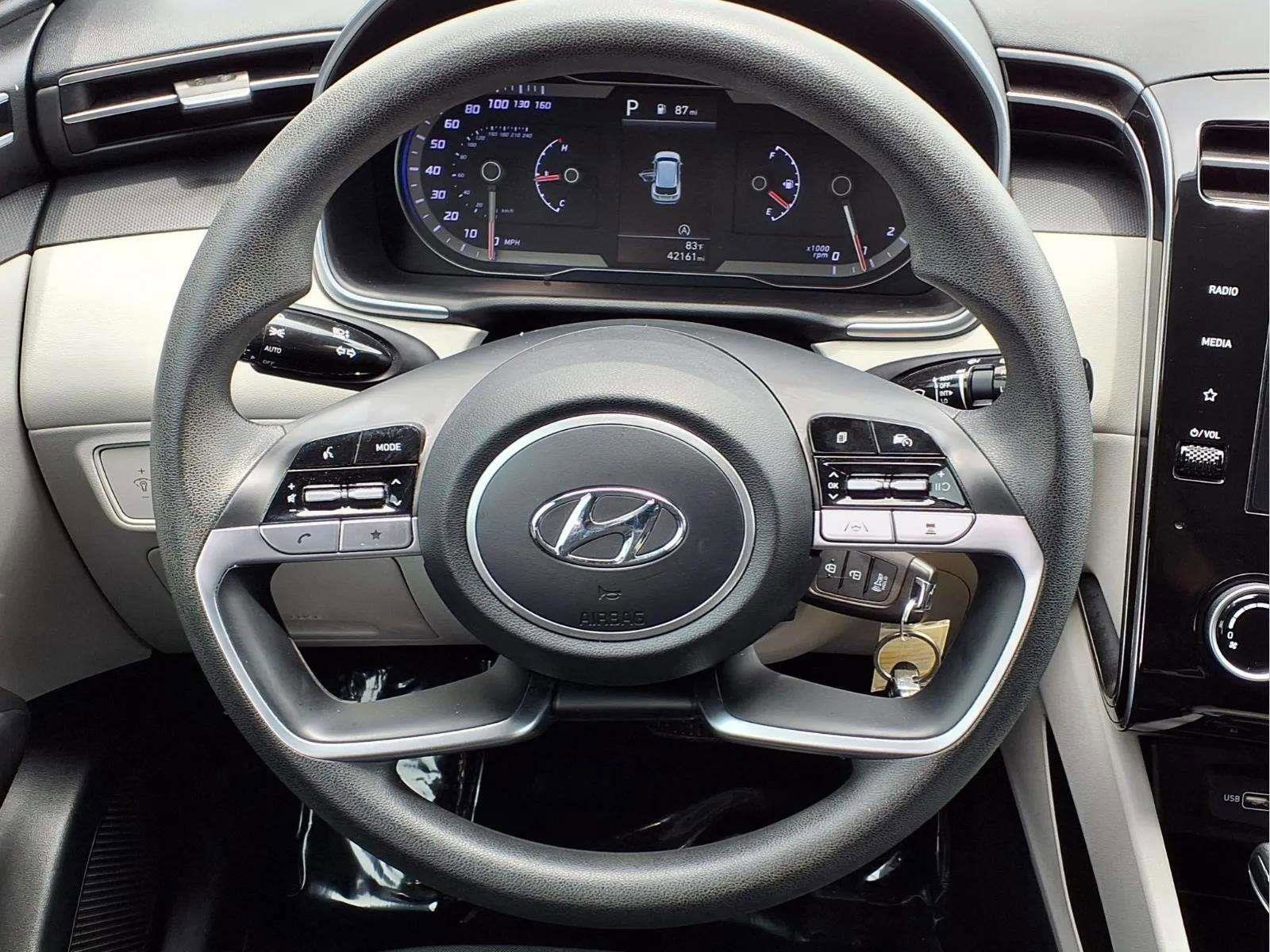Certified 2023 Hyundai Tucson SE AWD/4WD image 18