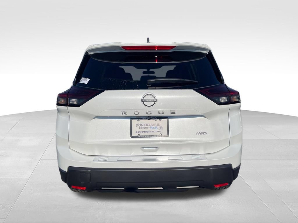 New 2026 Nissan Rogue SV w/ Cold Weather Package AWD/4WD image 4