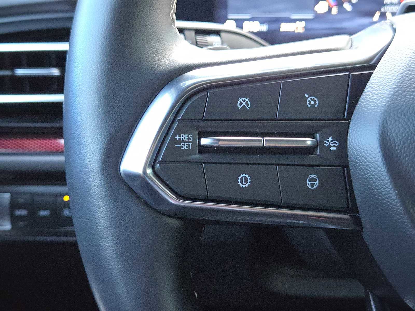 Certified 2025 Chevrolet Traverse Z71 w/ Enhanced Driving Package image 28