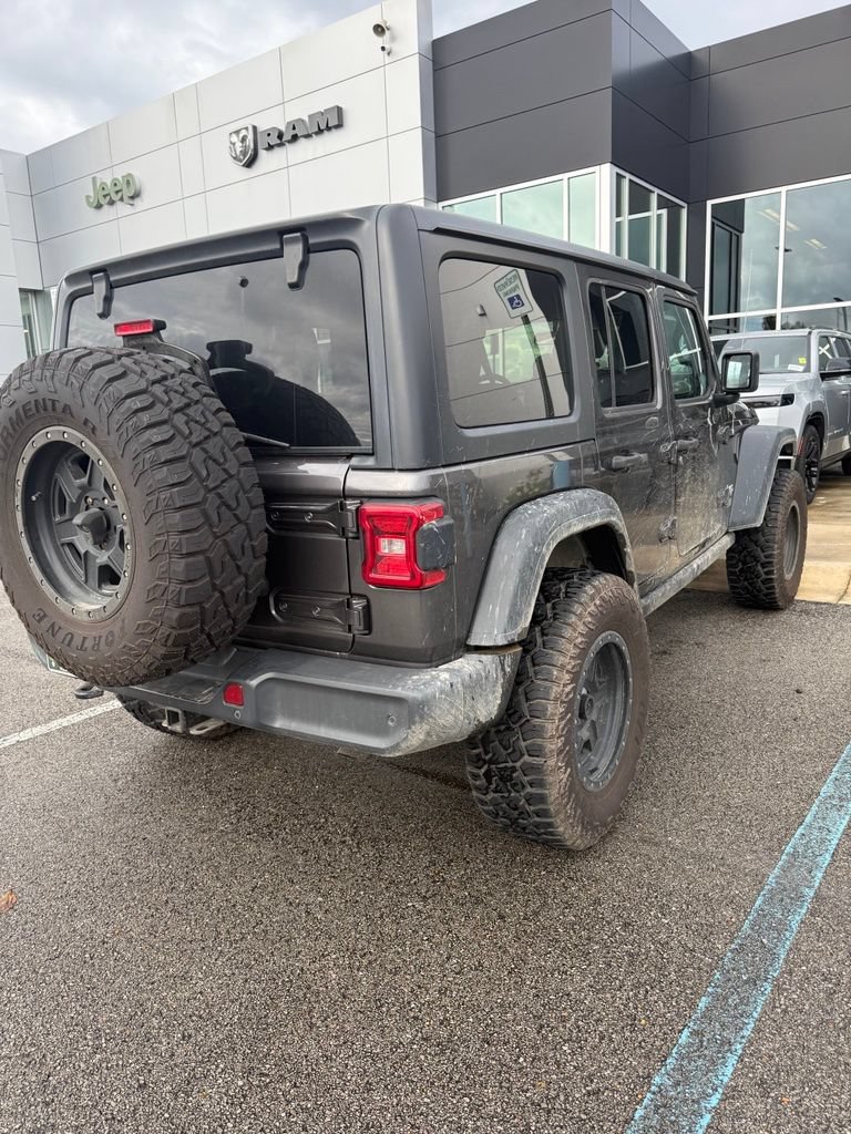 Used 2018 Jeep Wrangler Unlimited Sport S AWD/4WD image 6