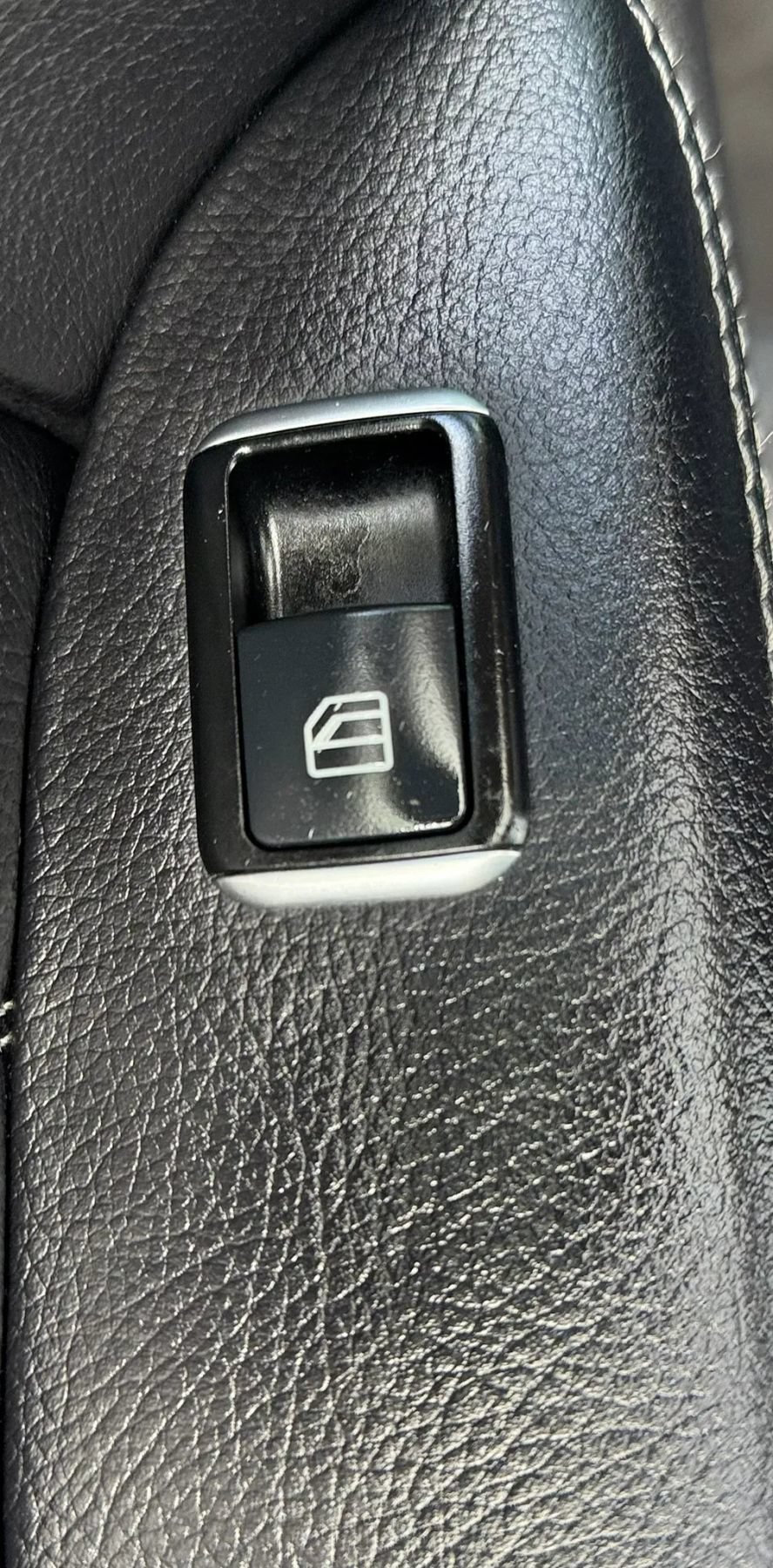 Used 2016 Mercedes-Benz GL 450 4MATIC image 31