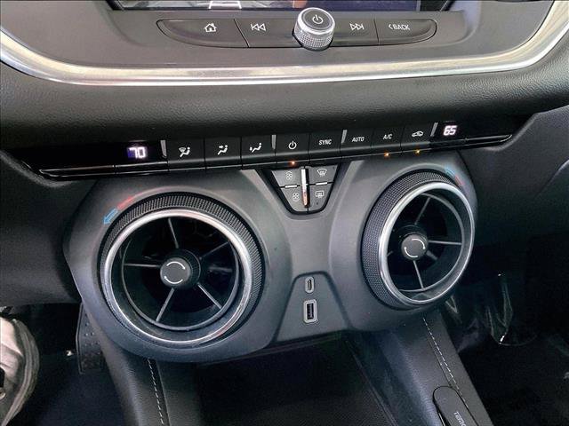 Certified 2019 Chevrolet Blazer L FWD image 20