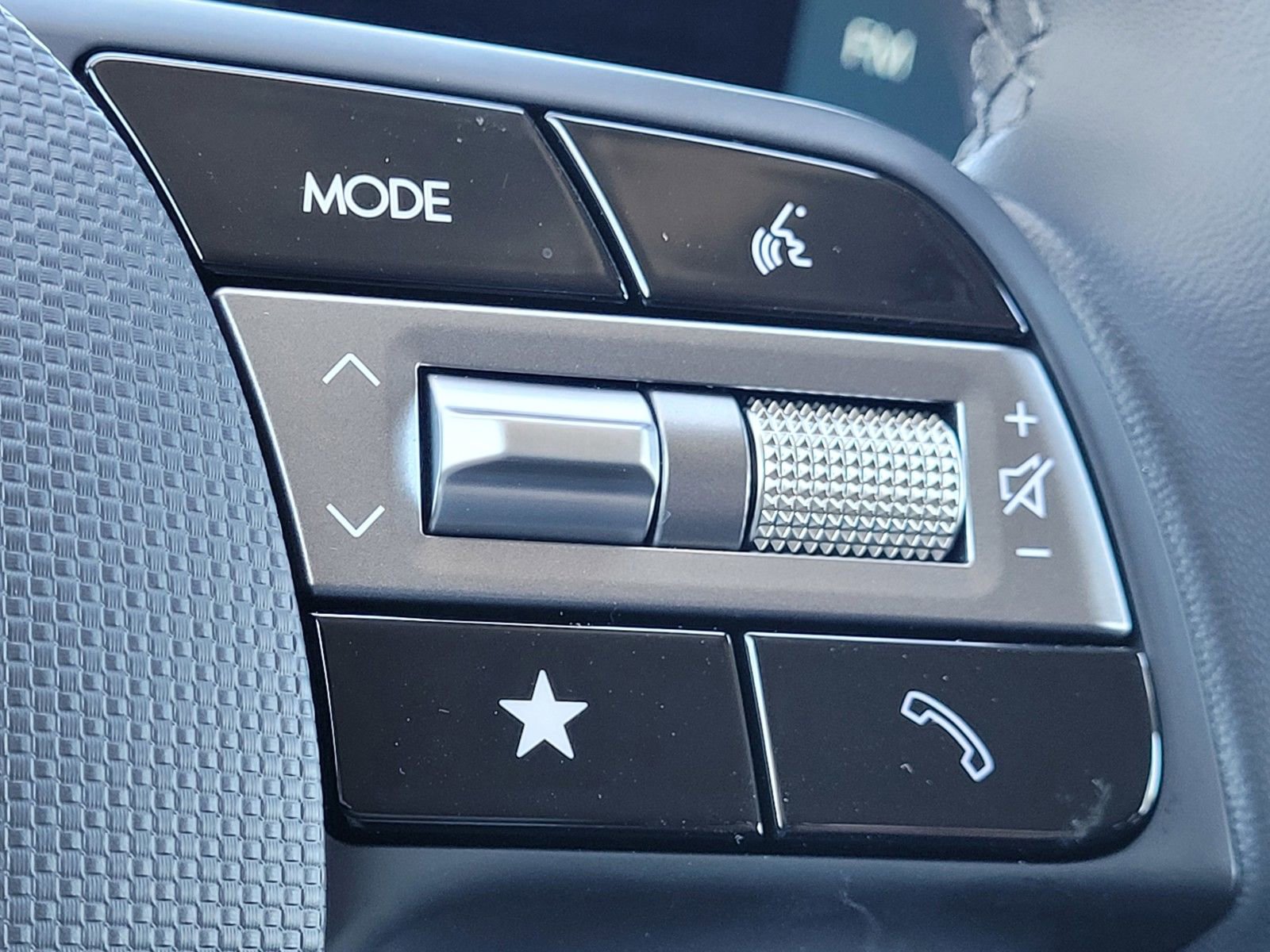 Certified 2025 Hyundai Ioniq 5 SEL RWD image 30