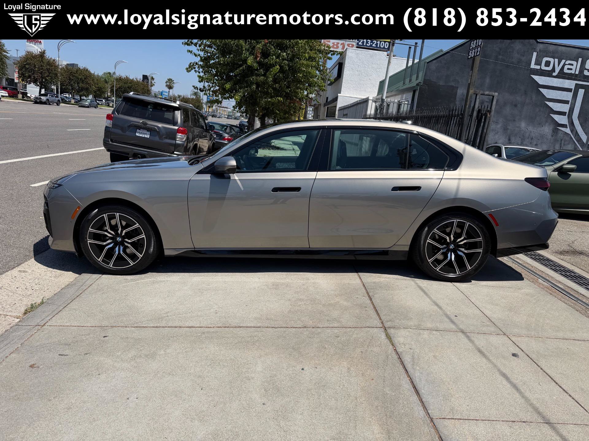 Used 2023 BMW 740i RWD image 4