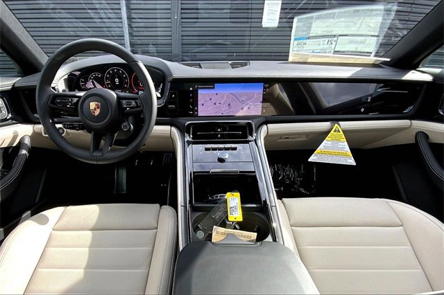 New 2026 Porsche Panamera 4 image 6