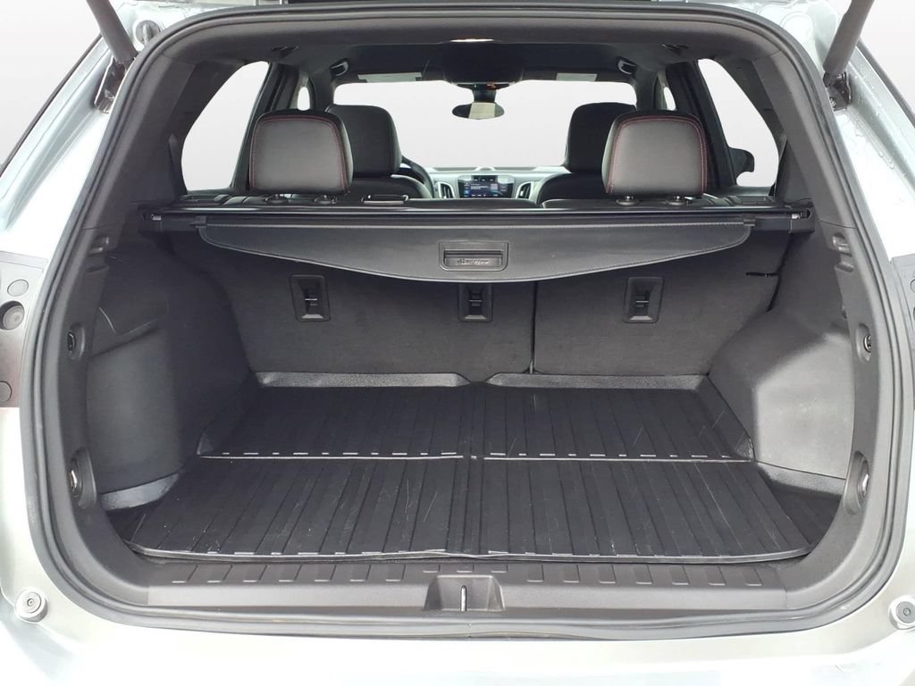 Used 2024 Chevrolet Equinox RS AWD/4WD image 10