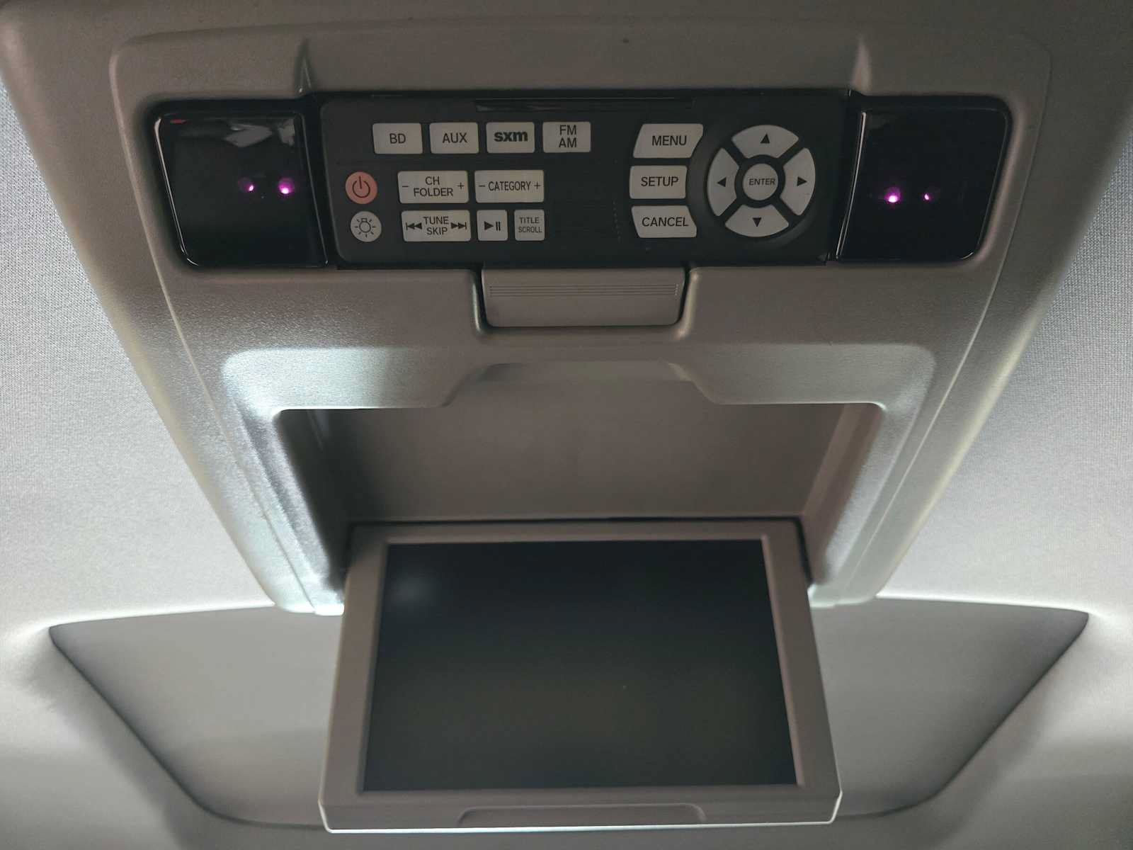 Used 2017 Honda Pilot Touring image 11