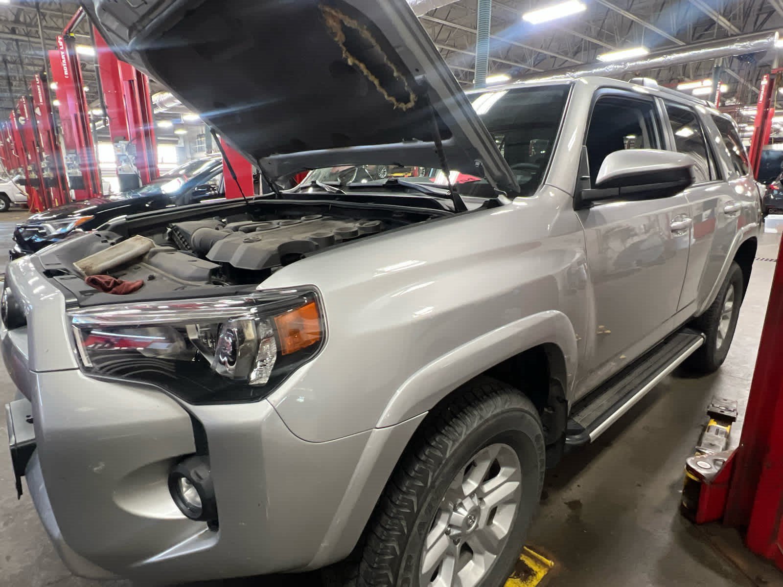 Used 2023 Toyota 4Runner SR5 AWD/4WD image 3