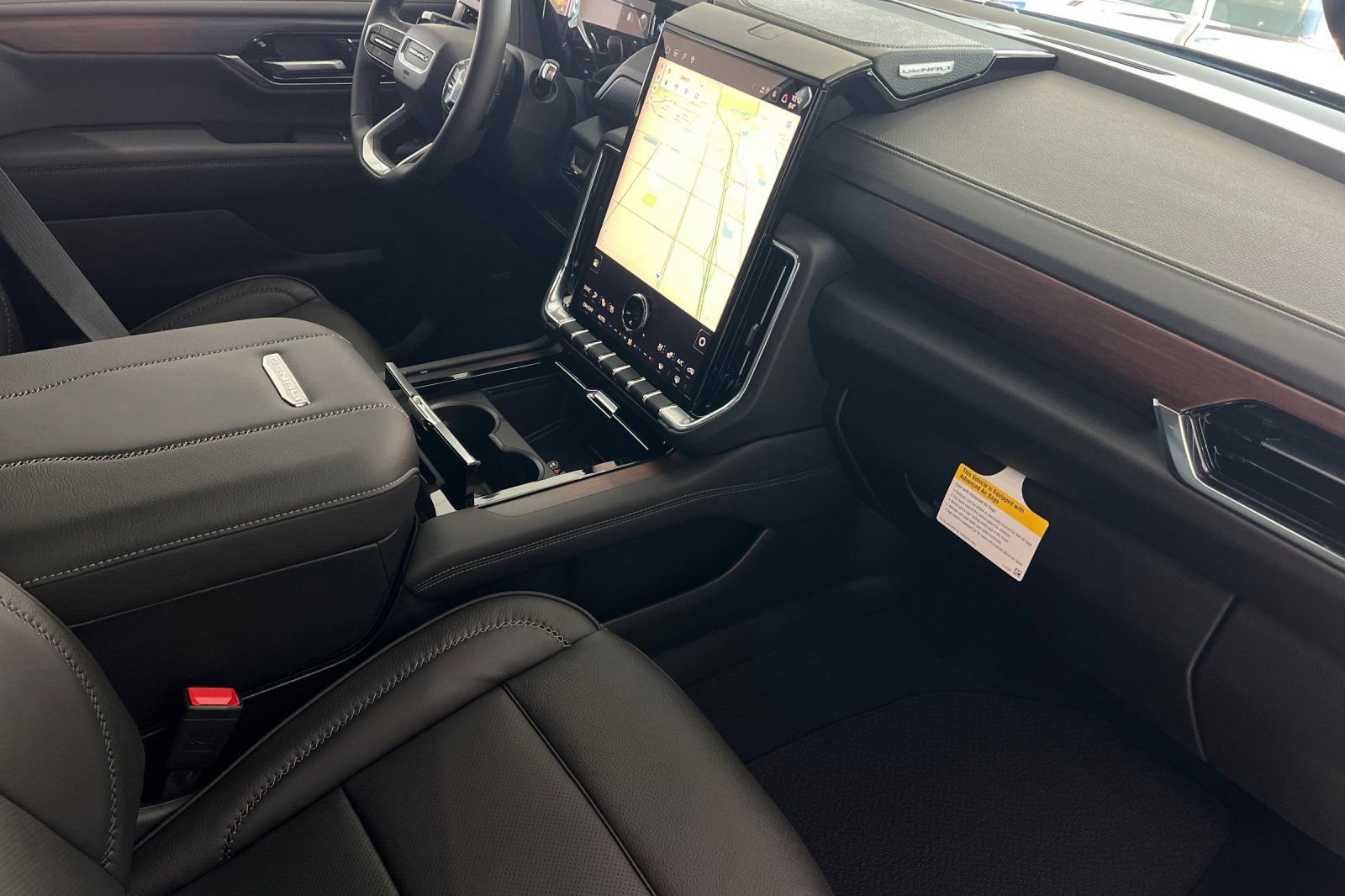 New 2026 GMC Yukon Denali AWD/4WD image 14