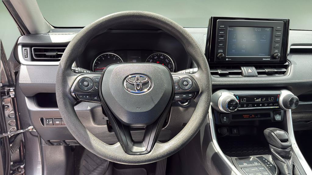 Used 2021 Toyota RAV4 XLE AWD/4WD image 20