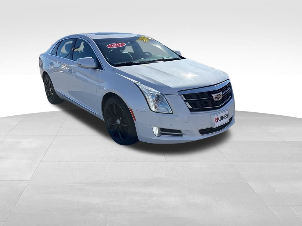 Used 2017 Cadillac XTS Premium Luxury image 3