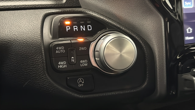 Used 2024 RAM 1500 Laramie AWD/4WD image 17