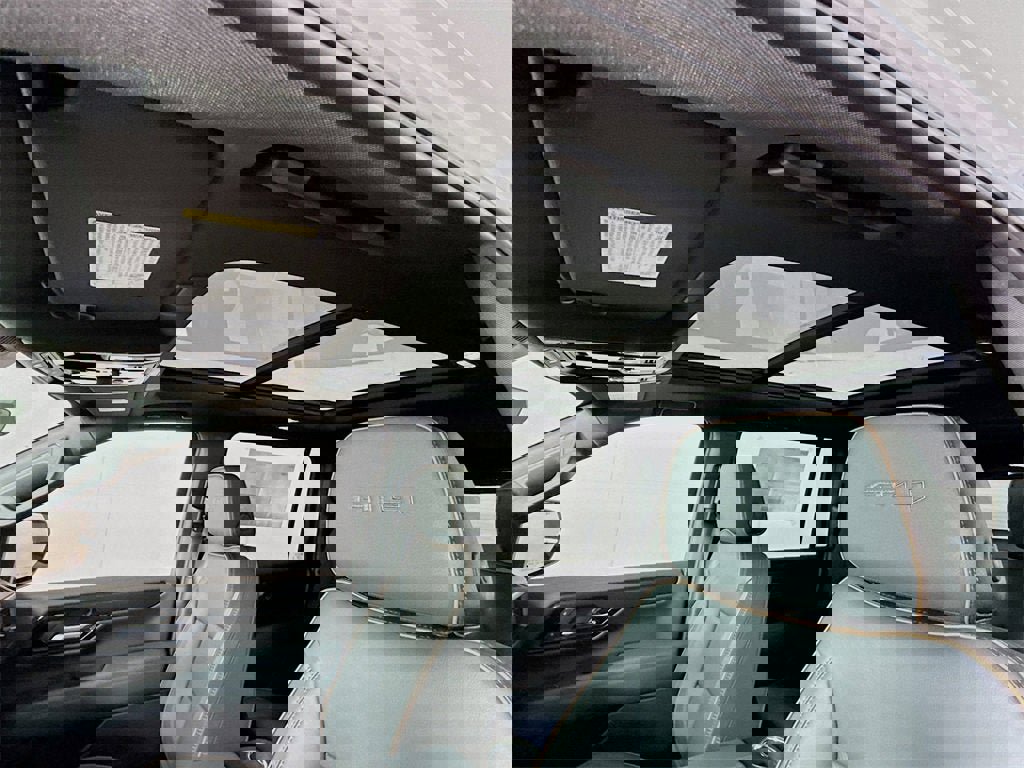 New 2026 GMC Yukon XL AT4 w/ AT4 Premium Package image 18