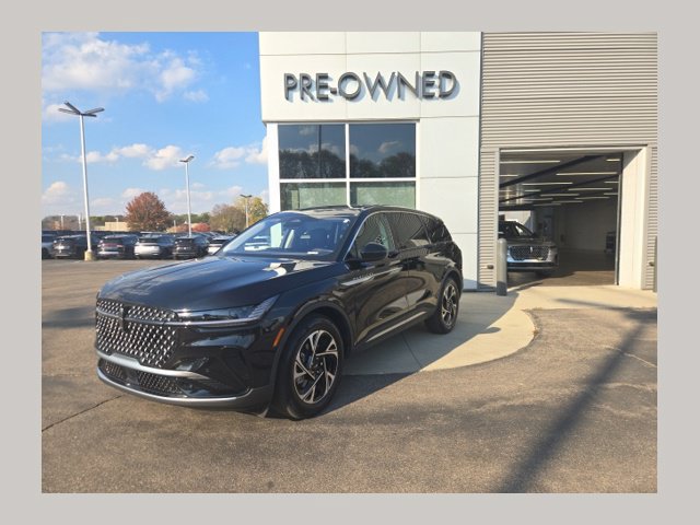 Certified 2026 Lincoln Nautilus Premier w/ Equipment Group 102A AWD/4WD image 1
