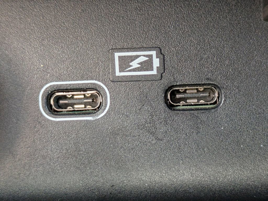 Certified 2023 Volvo XC40 B5 Plus w/ Driver Assist Package image 22