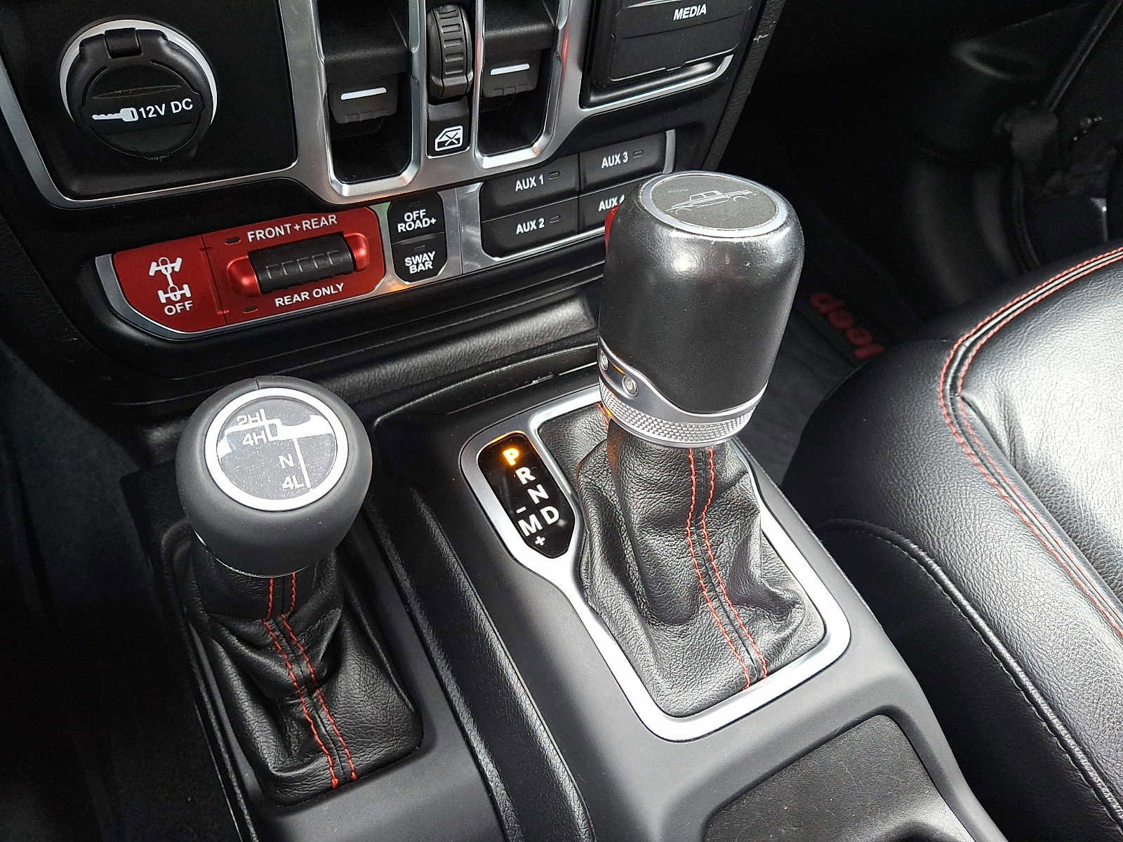Used 2020 Jeep Gladiator Rubicon AWD/4WD image 14