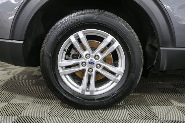 Used 2023 Ford Explorer XLT w/ Equipment Group 202A image 16