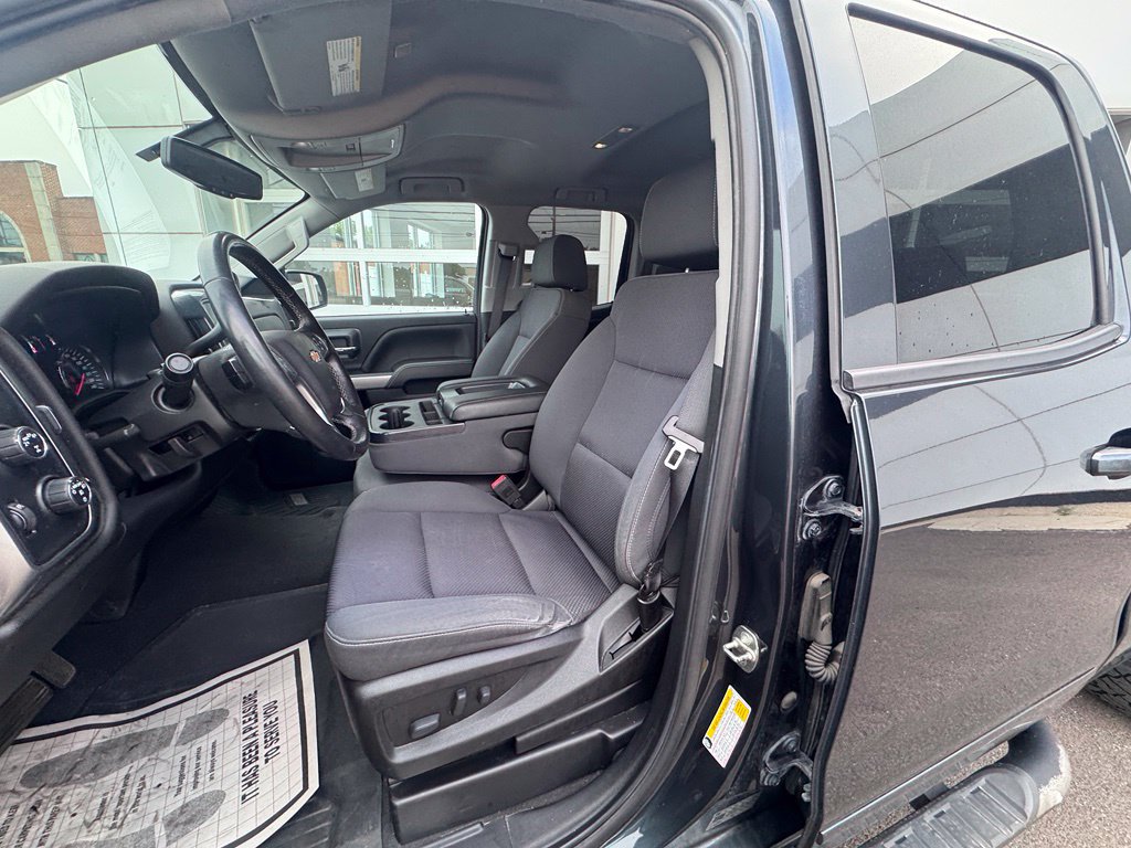 Used 2019 Chevrolet Silverado 1500 LT w/ All Star Edition AWD/4WD image 10