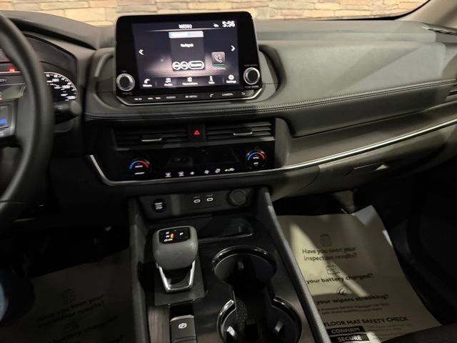 Certified 2025 Nissan Rogue SV image 20