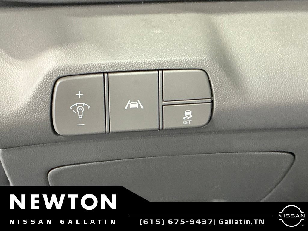 Used 2023 Hyundai Elantra SEL w/ Convenience Package FWD image 32