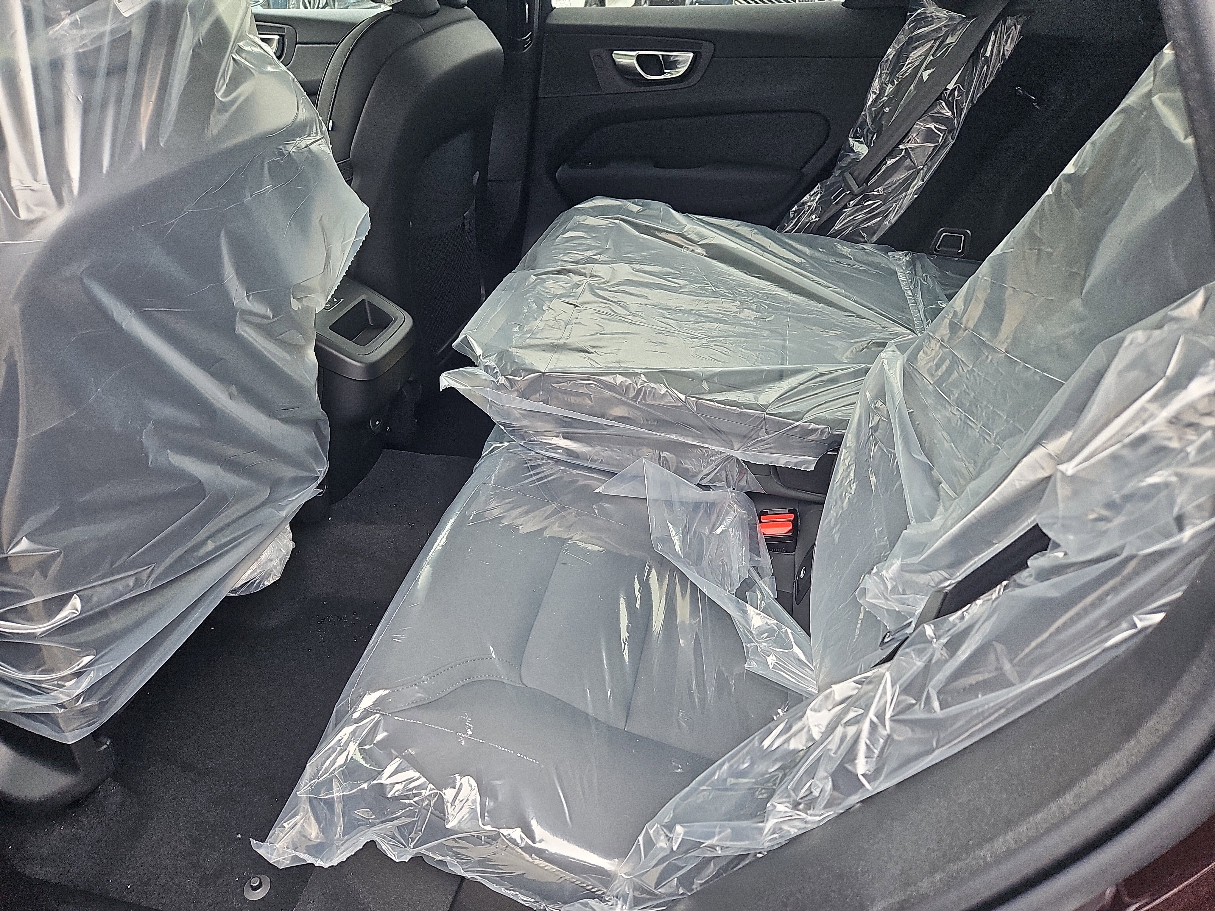 New 2026 Volvo XC60 B5 Core w/ Protection Package Premier image 21