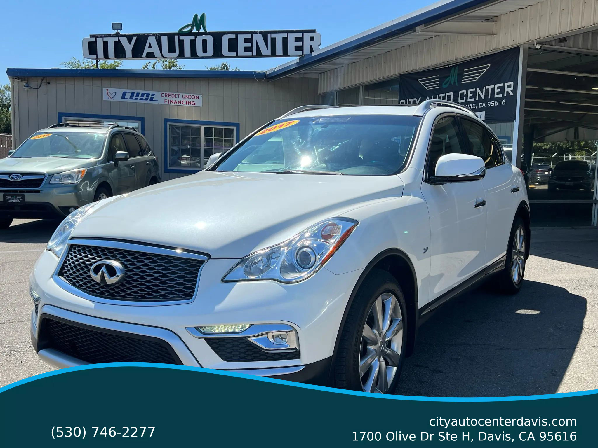 Used 2017 INFINITI QX50 Journey w/ Premium Package image 1