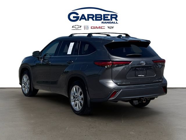 Used 2023 Toyota Highlander Limited AWD/4WD image 3