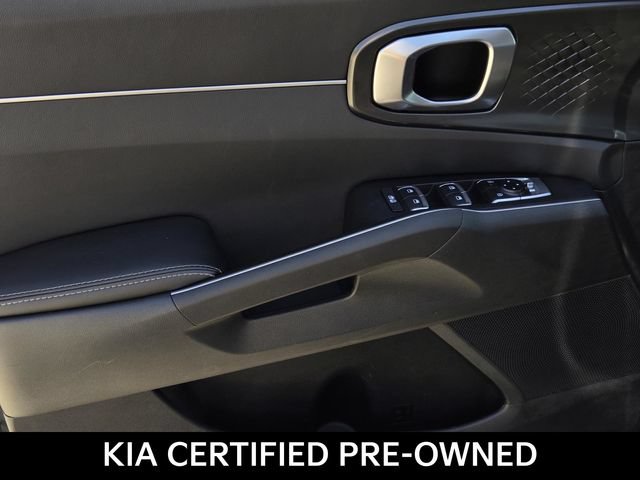 Certified 2026 Kia Sorento LX FWD image 17
