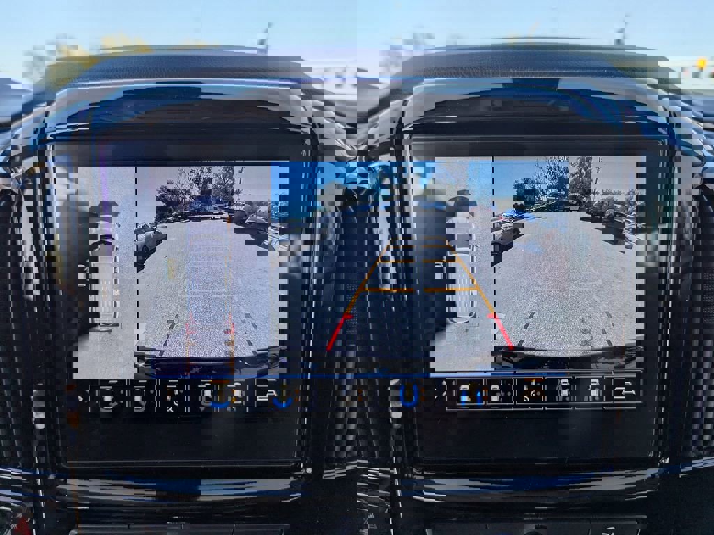 Used 2020 Chevrolet Traverse Premier image 22