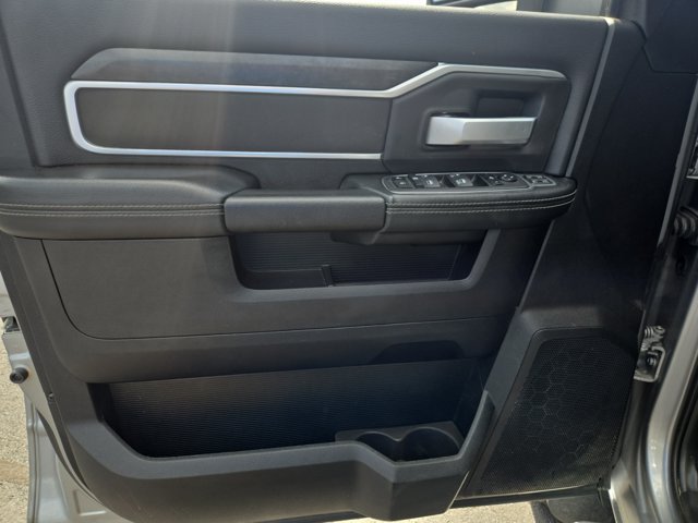 Used 2024 RAM 2500 Big Horn w/ Sport Appearance Package AWD/4WD image 22