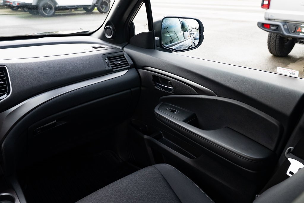 Used 2021 Honda Passport Sport image 10