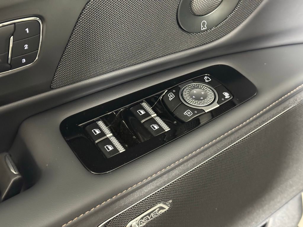 New 2026 Lincoln Nautilus Premier w/ Equipment Group 102A AWD/4WD image 17