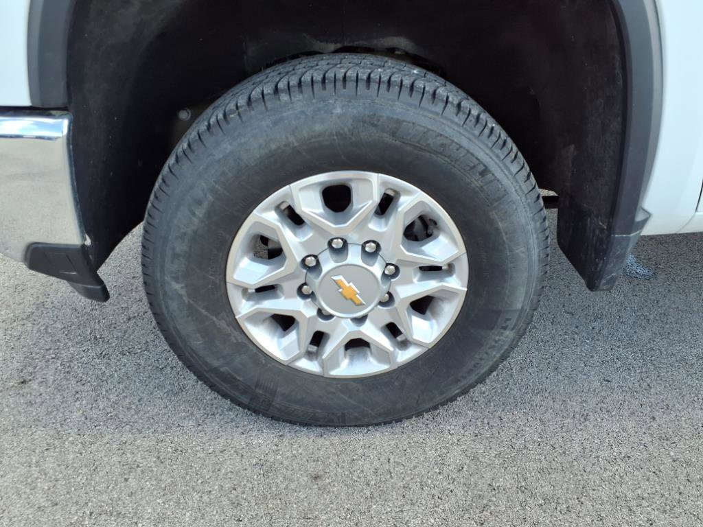 Used 2024 Chevrolet Silverado 2500 LT image 31